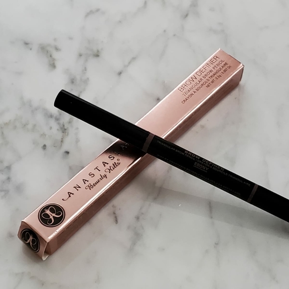 Brow definer color ebony - Picture 2 of 3